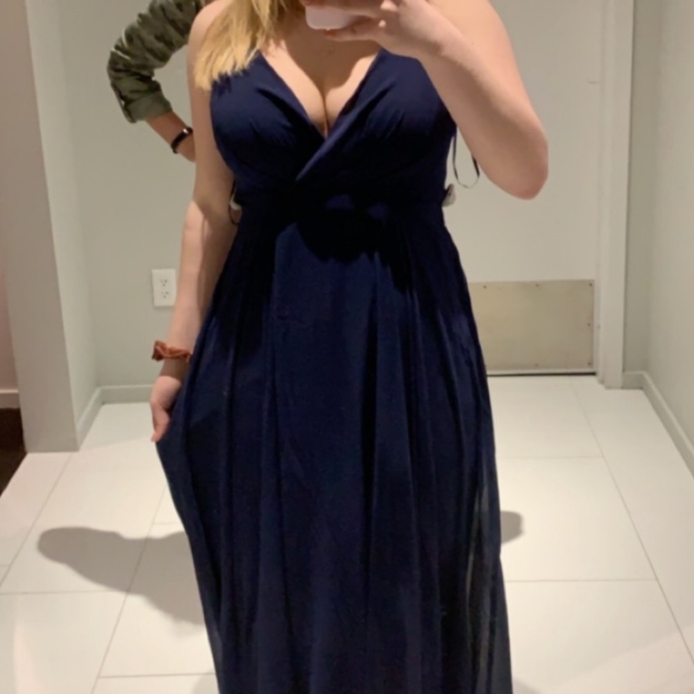 PROM/FORMAL DRESS - Picture 4 of 6